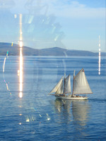 Schooner & Lens Reflection BT-0004
