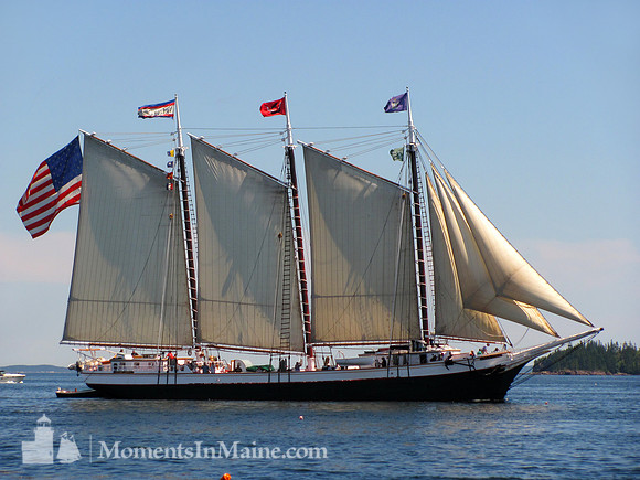 Schooner Vicotry Chimes #SCH-007