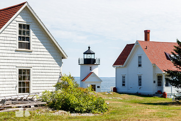 Curtis Island Light #CIL-012