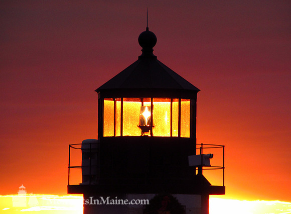 Marshall Point Light #MPL-026